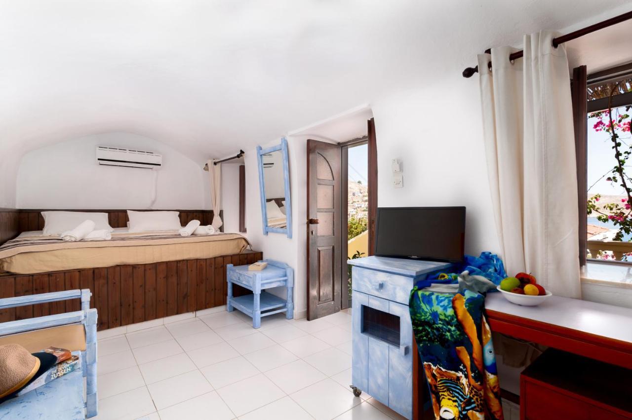 Kiki&Nina Apartment Chalki Town Bagian luar foto